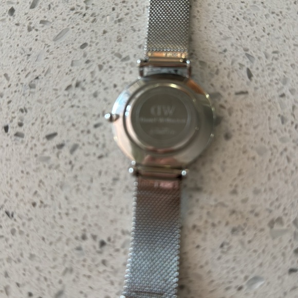 Daniel Wellington Classic Silver Watch EUC - Picture 6 of 9